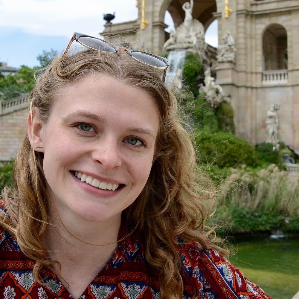 Meet your Posher, Elise